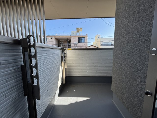 MELDIA北区清水2丁目№3｜名古屋市の戸建ならホームアップのバルコニー