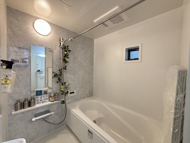 MELDIA北区清水2丁目№3｜名古屋市の戸建ならホームアップの浴室|浴室乾燥機付きで雨の日のお洗濯もラクラク♪