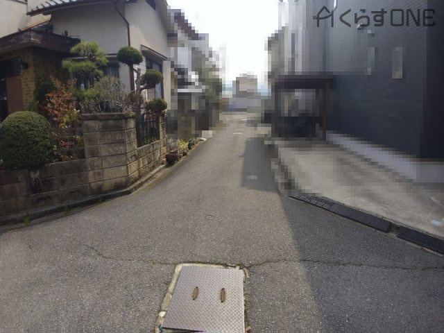 【前面道路含む現地写真】 | 姫路市御立西1丁目／中古戸建