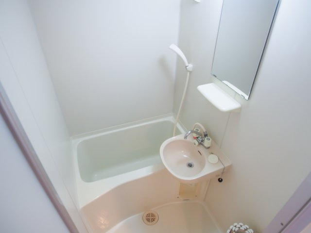 サンシャ2の浴室