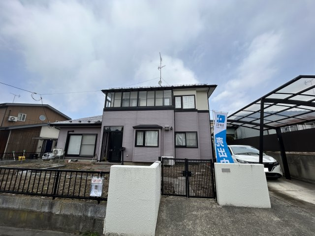 八戸市是川１丁目の外観