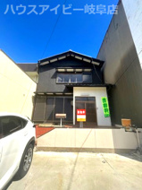 岐阜市鏡島西リフォーム済み中古住宅！洗面台2ヶ所！お車スペース並列2台可能！の画像