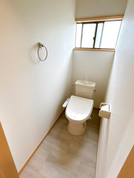 久慈市長内町第１７地割のトイレ