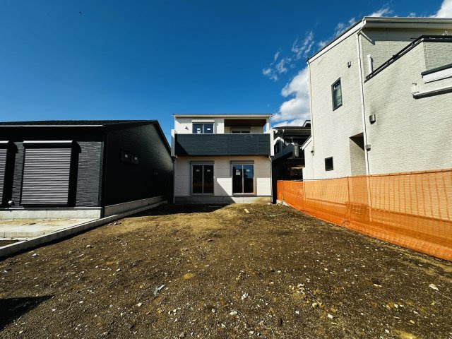 小田原市中村原　1期全2棟　敷地広々新築戸建ての外観