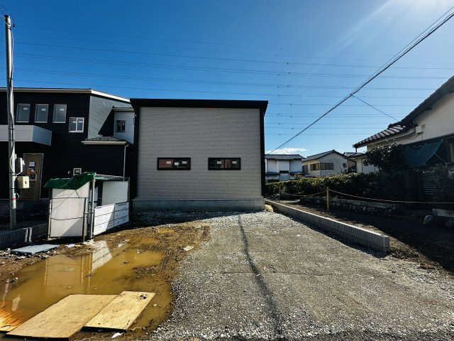 小田原市中村原　1期全2棟　敷地広々新築戸建ての外観