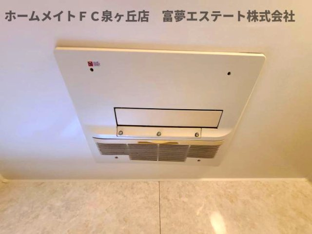 ヴィラ堂筋Cの設備|浴室乾燥機