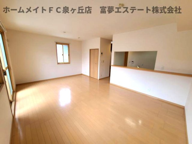 ヴィラ堂筋Cの居間・リビング