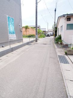 【前面道路含む現地写真】