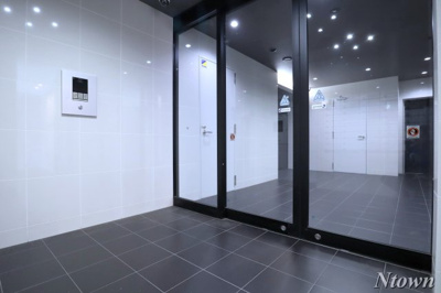 【エントランス】 | S-RESIDENCE千種 | 落ち着いたエントランスです