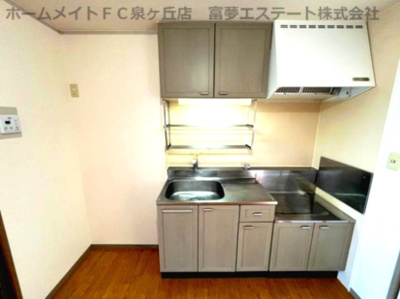 【キッチン】 | プリシェールN | ※イメージ　反転タイプのお部屋の写真