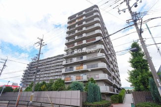 【外観】 | 【スーパー隣接♪3沿線利用可能です♪】ローン返済目安：月々約38843円（頭金0円、変動金利0.525％、返済期間35年、ボーナス払い無しで試算しています）