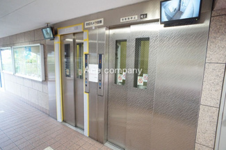 【その他共用部分】 | エレベーター2基あります♪