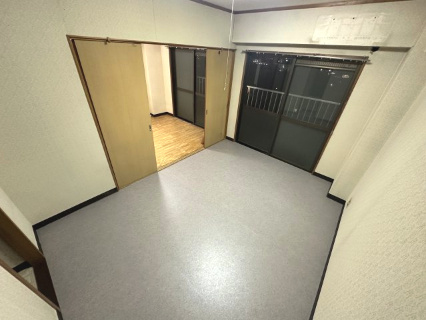【寝室】