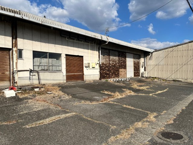 十一番町内海貸倉庫の外観