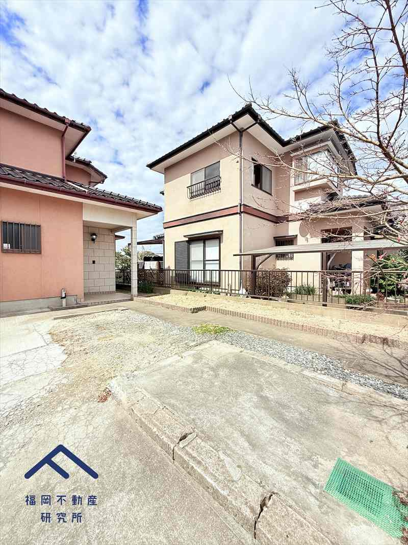糸島市神在西１丁目 　戸建ての前面道路含む現地写真