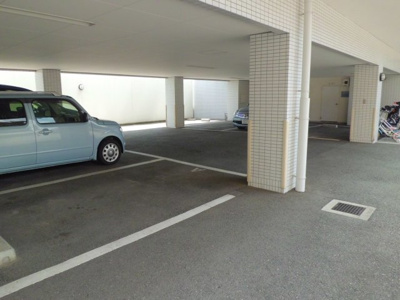 【駐車場】 | 加島第6マンション | 駐車場があります