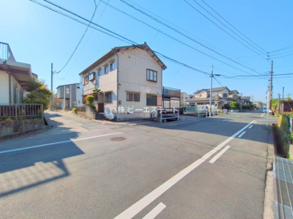 【前面道路含む現地写真】