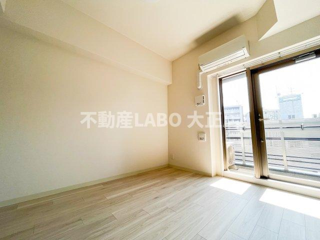 プレサンス大国町アドロッソの居間・リビング