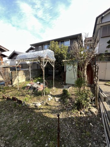 土地　香取町3丁目の周辺