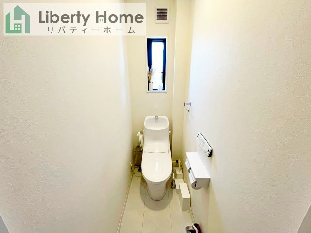 土浦市板谷1丁目　中古戸建のトイレ