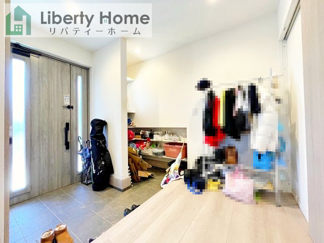 土浦市板谷1丁目　中古戸建の玄関