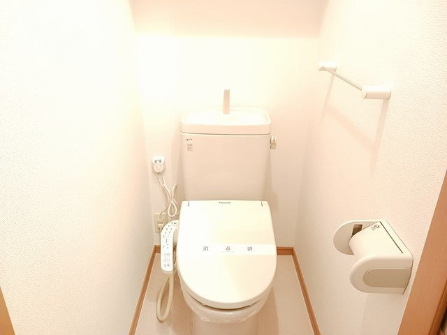 ラフレシールウエストのトイレ