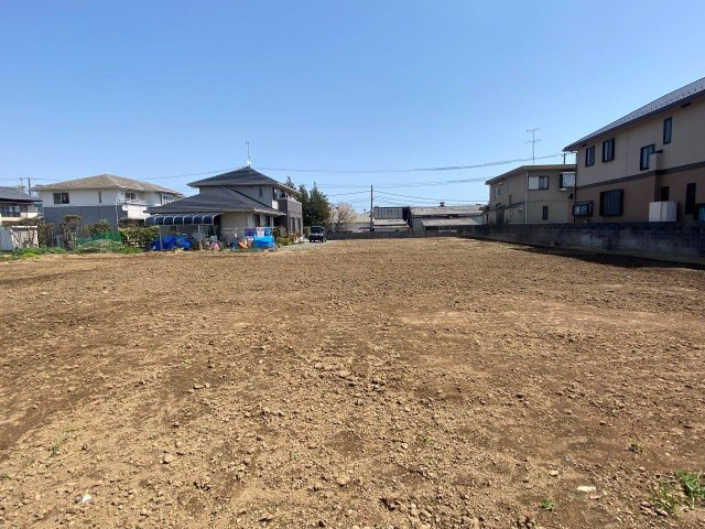 勿来町酒井酒井原 330坪の外観|敷地西側より撮影した写真です。