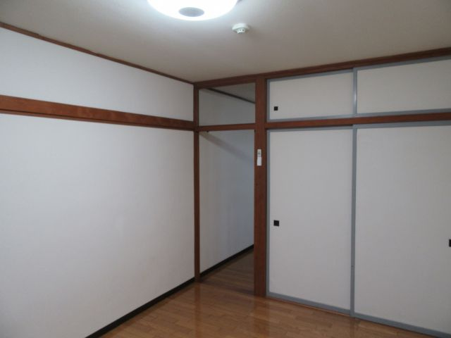 コーポあこやの洋室