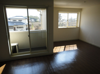 【居間・リビング】 | ブレス・コート | おしゃれな居間です