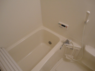 【浴室】 | ブレス・コート | コンパクトで使いやすいお風呂です