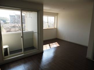 【居間・リビング】 | ブレス・コート | リビング