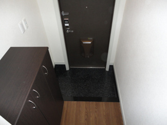 【玄関】 | ブレス・コート | 玄関