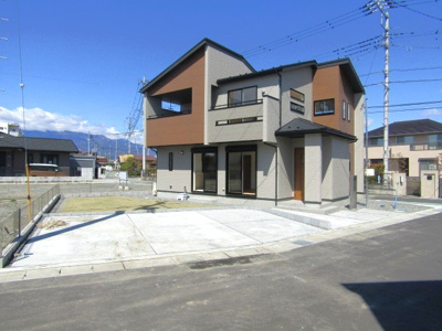 【駐車場】 | ブルーミングガーデン甲府市新田町　1号棟 | 駐車場があります