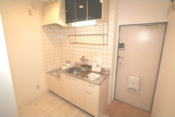 ドエルKM IIのキッチン