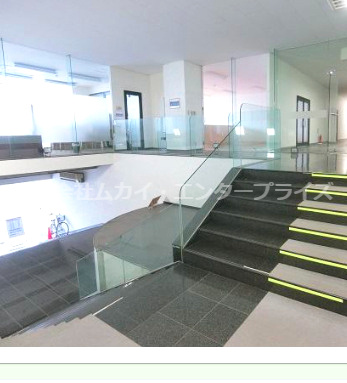 堺市中安井町　貸店舗のロビー|ゆとりのあるロビーです