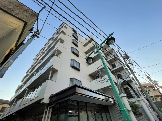 西川口朝日マンションの外観