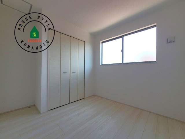 熊本市北区龍田1丁目第1-3棟（2号棟）の子供部屋|採光良好な洋室は全居室、複層ガラスの遮熱効果と断熱効果で、一年中快適に過ごせます。