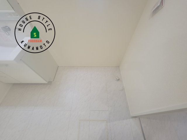 熊本市北区龍田1丁目第1-3棟（2号棟）のランドリースペース|ランドリースペースとなります。広々して有効的にご使用できます。 