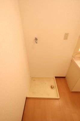 【設備】 | ヒカリハイツ・ドイⅡ | 室内洗濯機置場