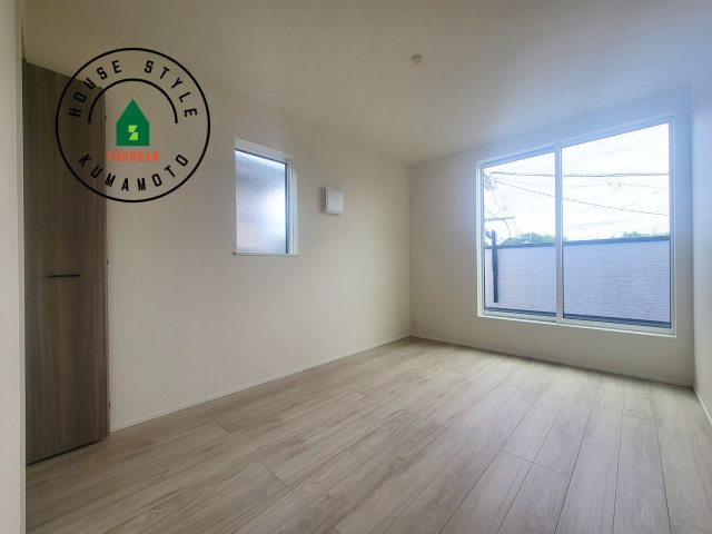 熊本市北区龍田1丁目第1-3棟（3号棟）の寝室|主寝室には収納力に優れたクローゼットがありますので、お部屋もすっきり片付きます。