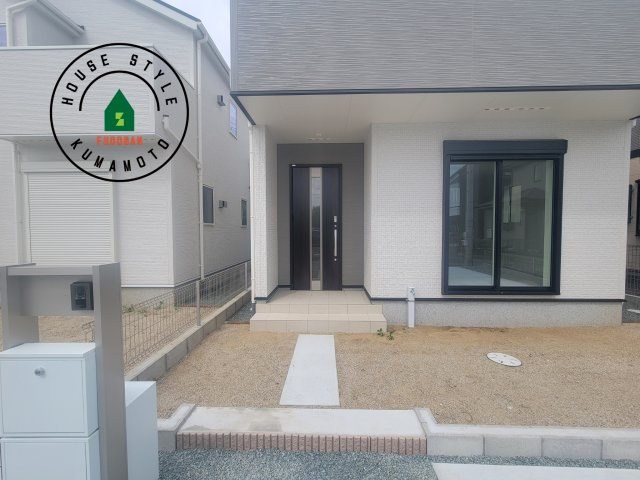 熊本市北区龍田1丁目第1-3棟（3号棟）の玄関|おでかけの時も帰った時も、「我が家」を最初に感じでもらえる素敵な空間に。