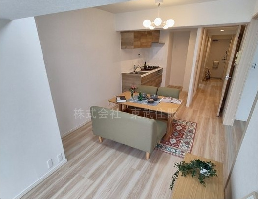 【居間・リビング】の画像