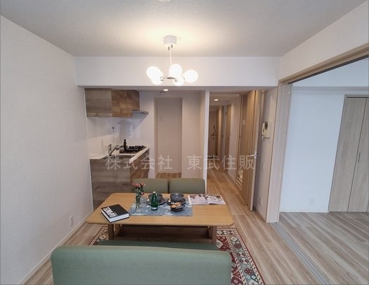 【ダイニング】 | コスモ鶴瀬ステーションスクエア | 食卓を囲むダイニング