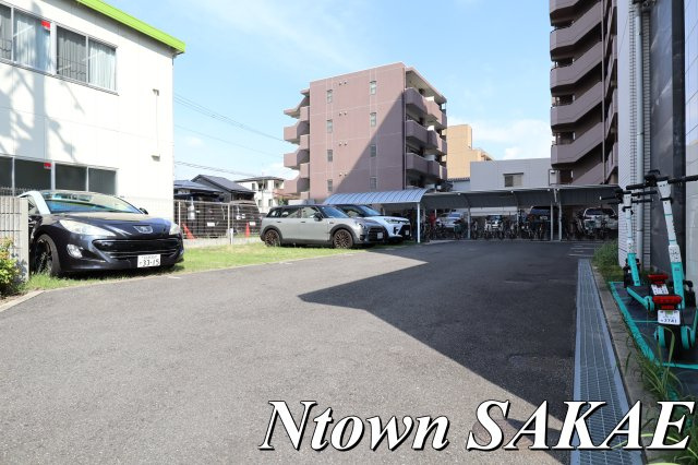 【駐車場】 | ルディアマン | 駐車場に車を止められます