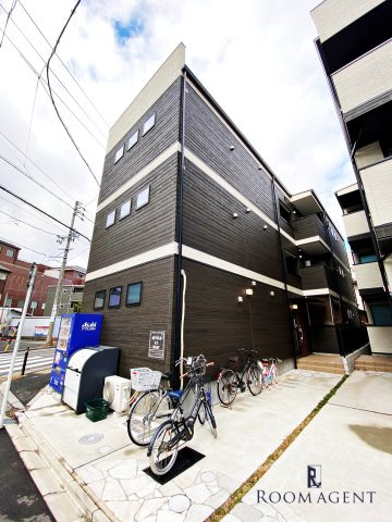 DEVELD栄生　WESTの外観