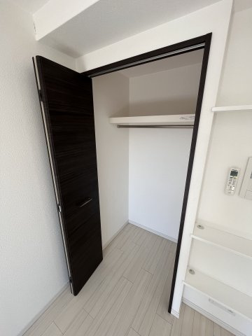 大阪市城東区中央２丁目の賃貸マンションの収納