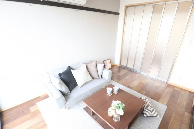 ムサシコーポの居間・リビング