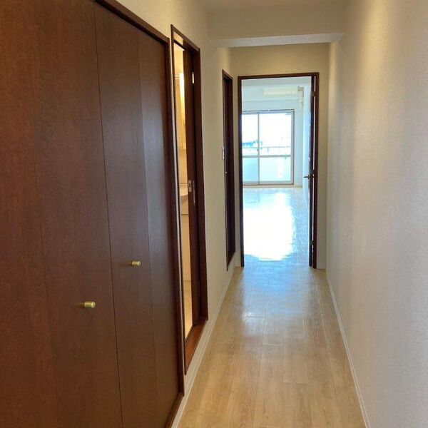 メルツハイム北村の玄関