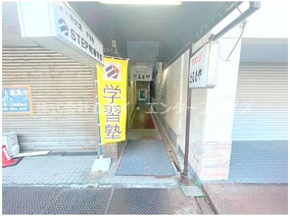 ロータス藤田ビルのエントランス|建物の内部です