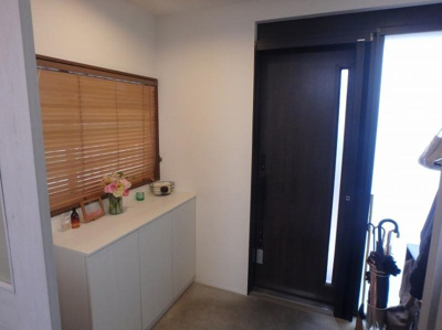 【玄関】 | 松園町中古戸建